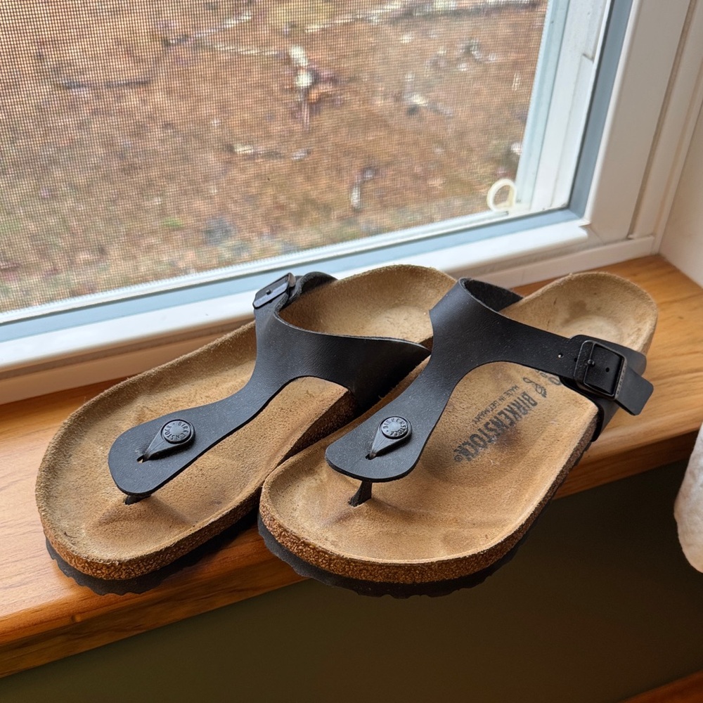 Birkenstock Black Gizeh-Style Thong Sandals